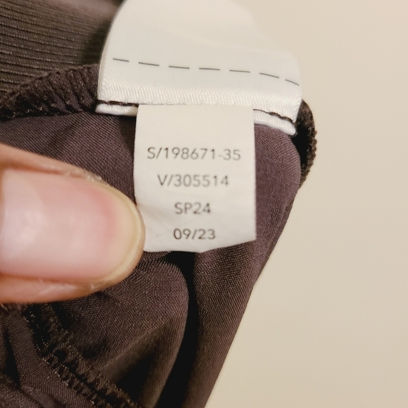 Athleta | Women's Gray/ Purple Athletic Brooklyn Mid Rise Ankle Pants (Size 16T) - Picture 9 of 16
